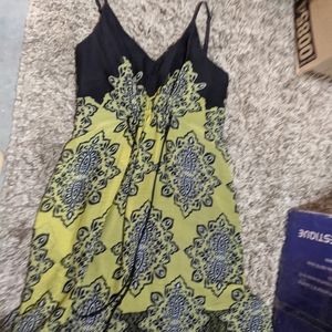 LeChatue  summer dress Yellow black.Sz 12